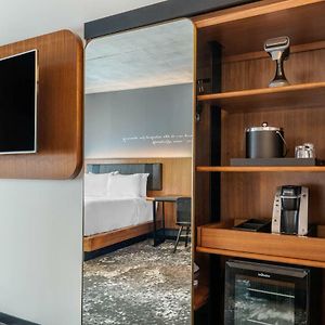 Queen Room Mobility accessible
